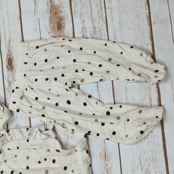 Posh Peanut Cream Polka Dot Set 0-3M - Picture 2 of 6